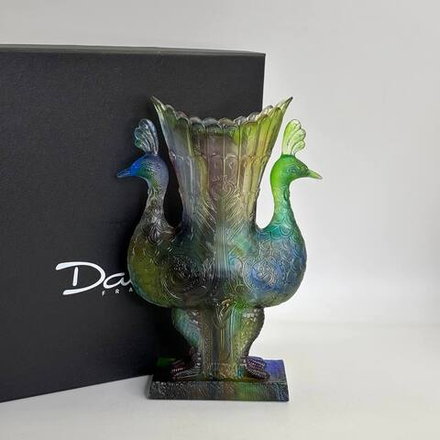 Ваза Daum 30 см