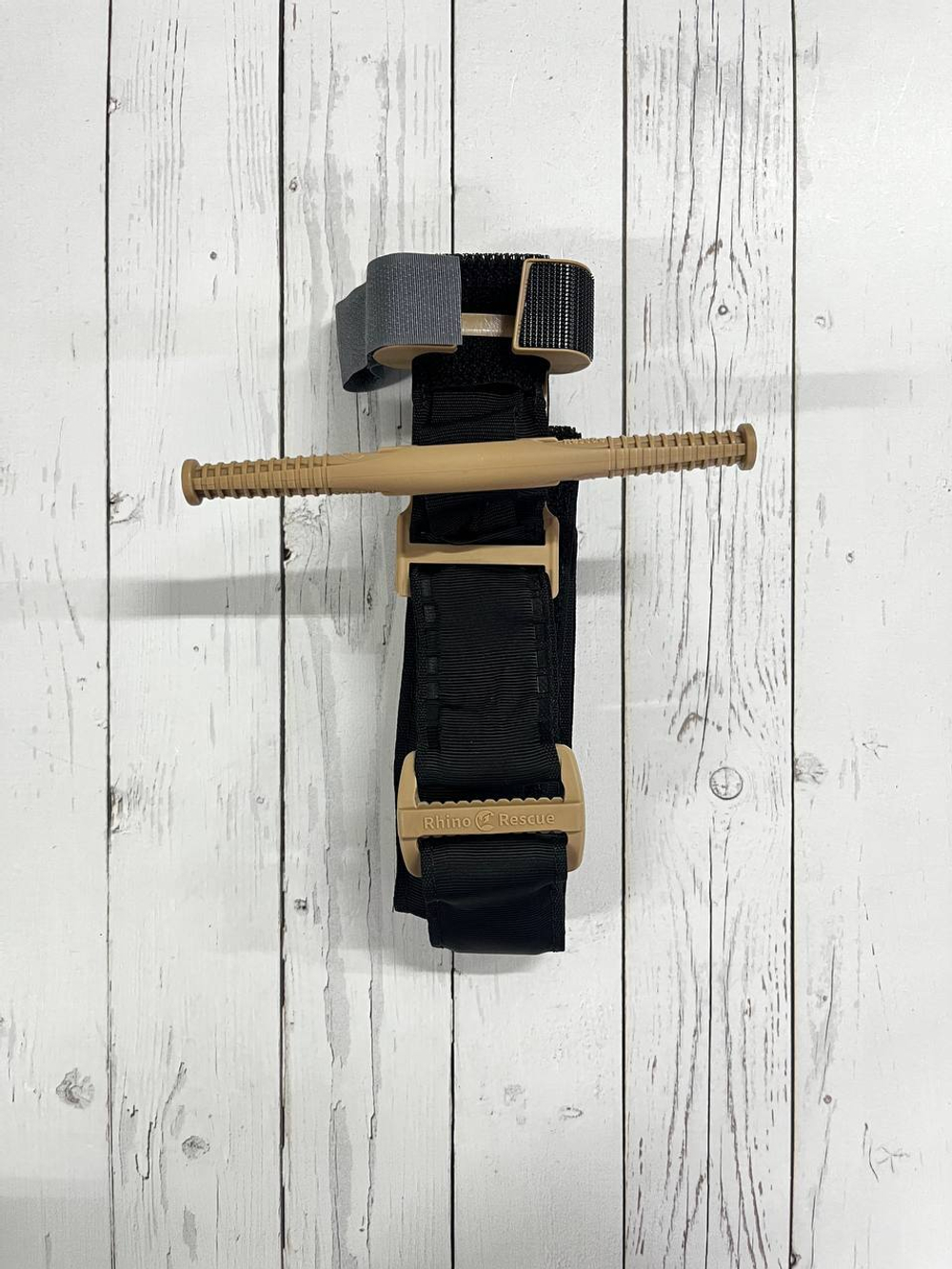 Жгут кровоостанавливающий / песок