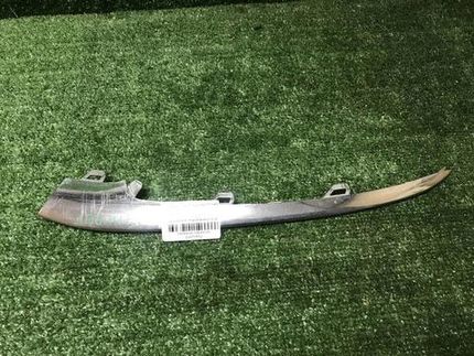 Молдинг переднего бампера Mercedes S W222 (17-20)