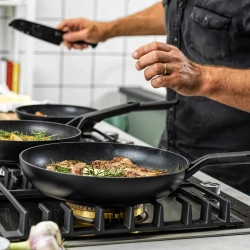KitchenAid Набор из 3-х керамических сковород Classic 20+24+28см.