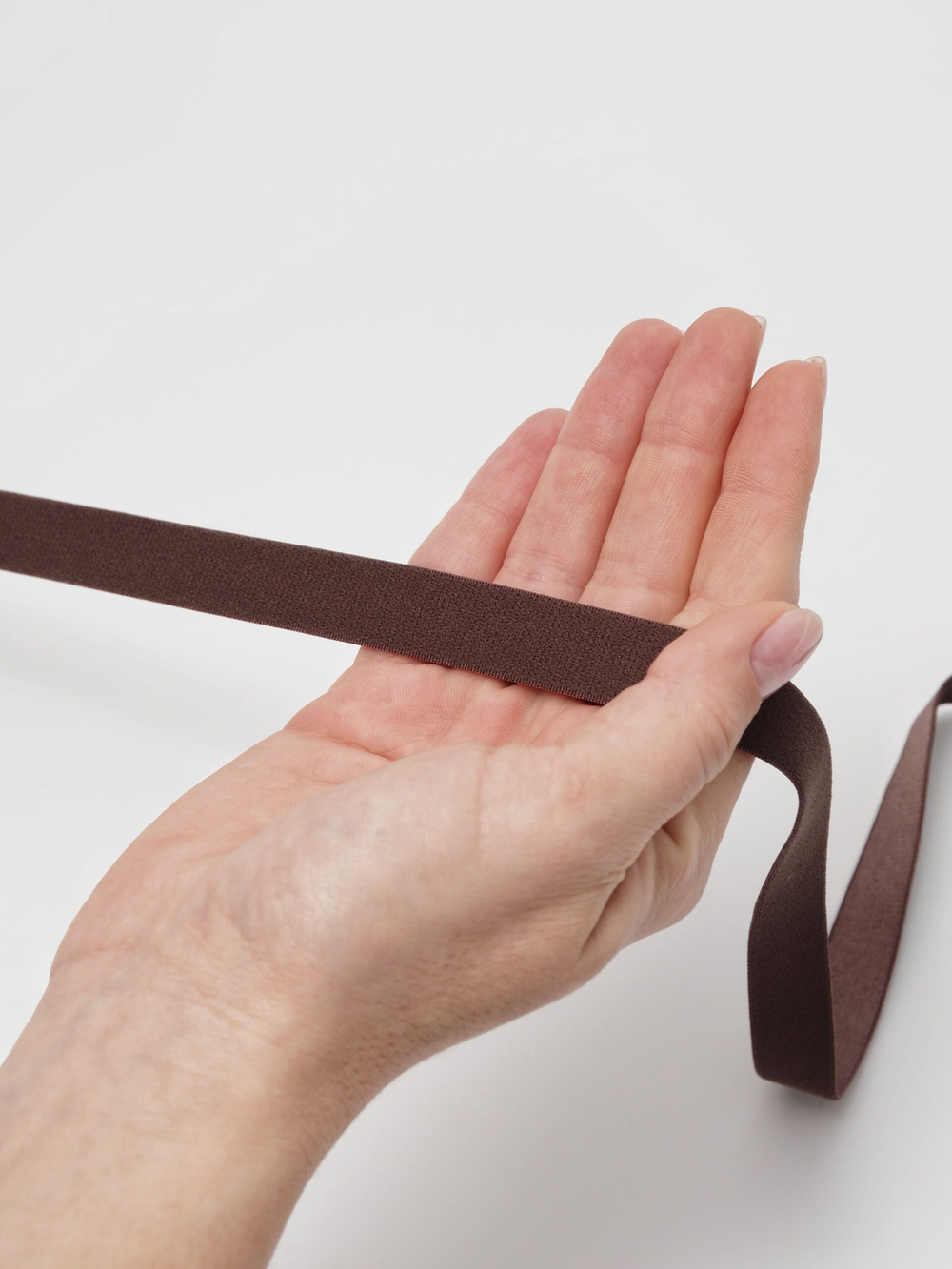 Резинка бретелечная перец глянцевая ширина 15 мм