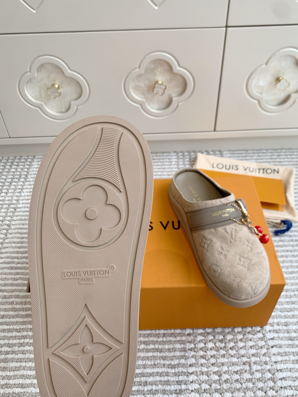 Louis Vuitton Flat Comfort Clog