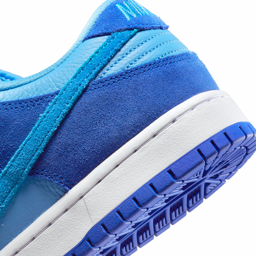 DUNK LOW "Blue Raspberry"