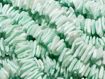 Нить бусин из ракушек freeform, 10мм