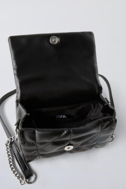 ZARA СТЕГАНАЯ СУМКА С ЗАКЛЕПКАМИ, ЧЕРНЫЙ