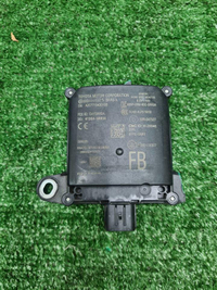 Датчик слепых зон правый Land Cruiser 200 (15-21)