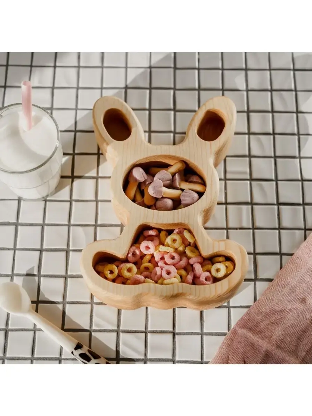 Менажница "Зайчик" из Сибирского кедра