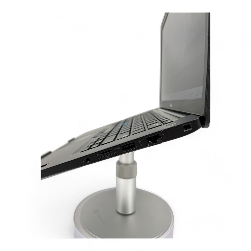 Latitude 7490