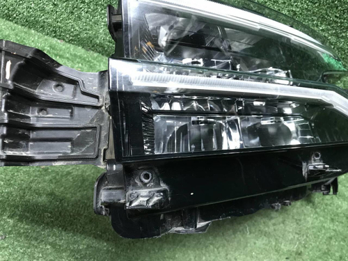 Фара левая Citroen C5 Aircross (2022-н.в.) LED