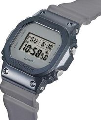 Часы Casio G-Shock GM-5600MF-2E унисекс