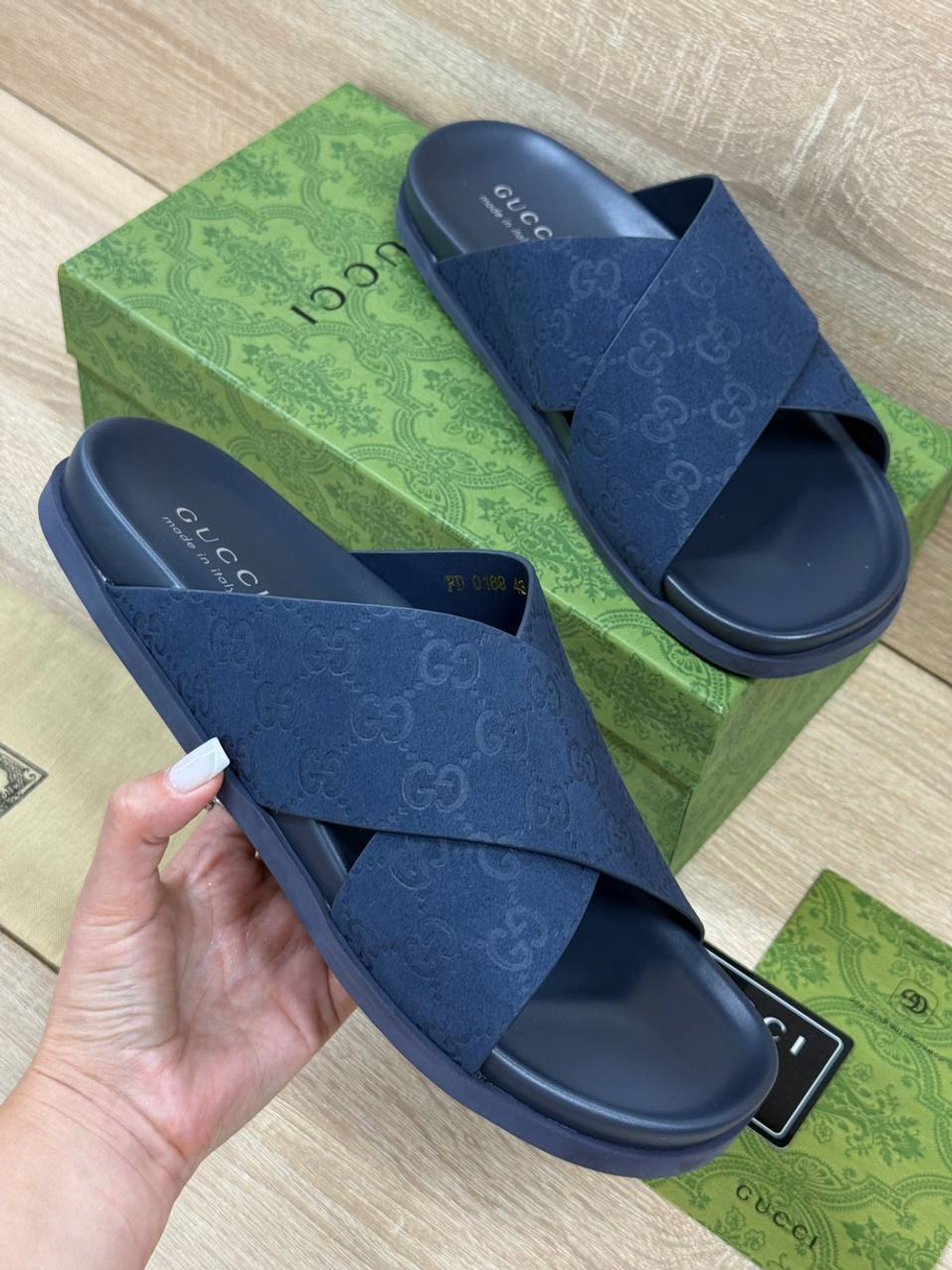 Шлепанцы Gucci