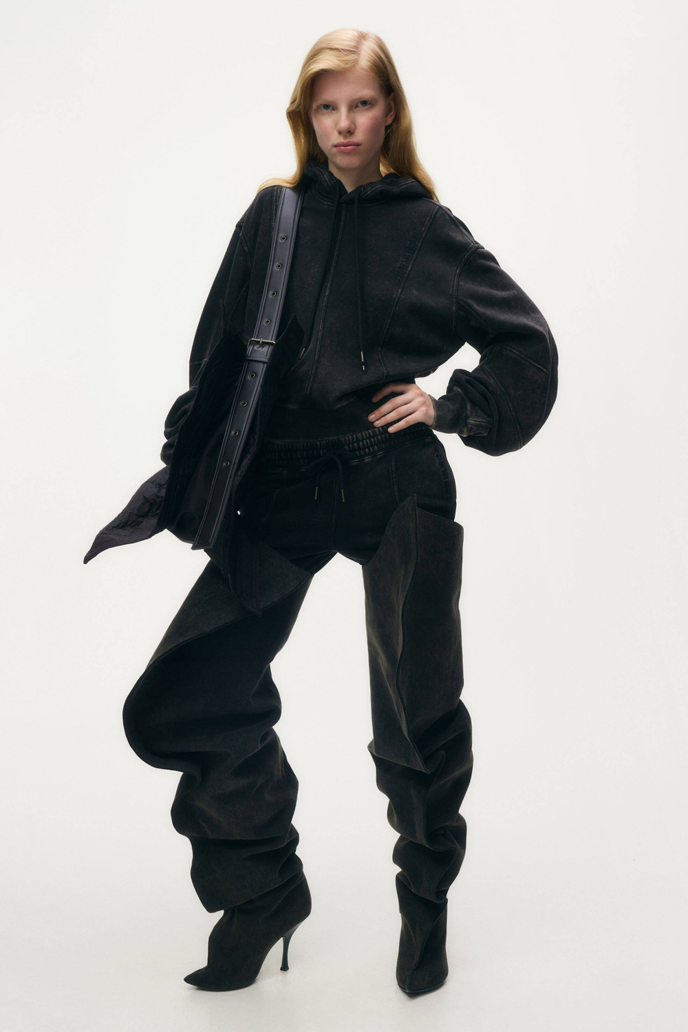 H&M - Glenn Martens Толстовка с капюшоном, темно-коричневый