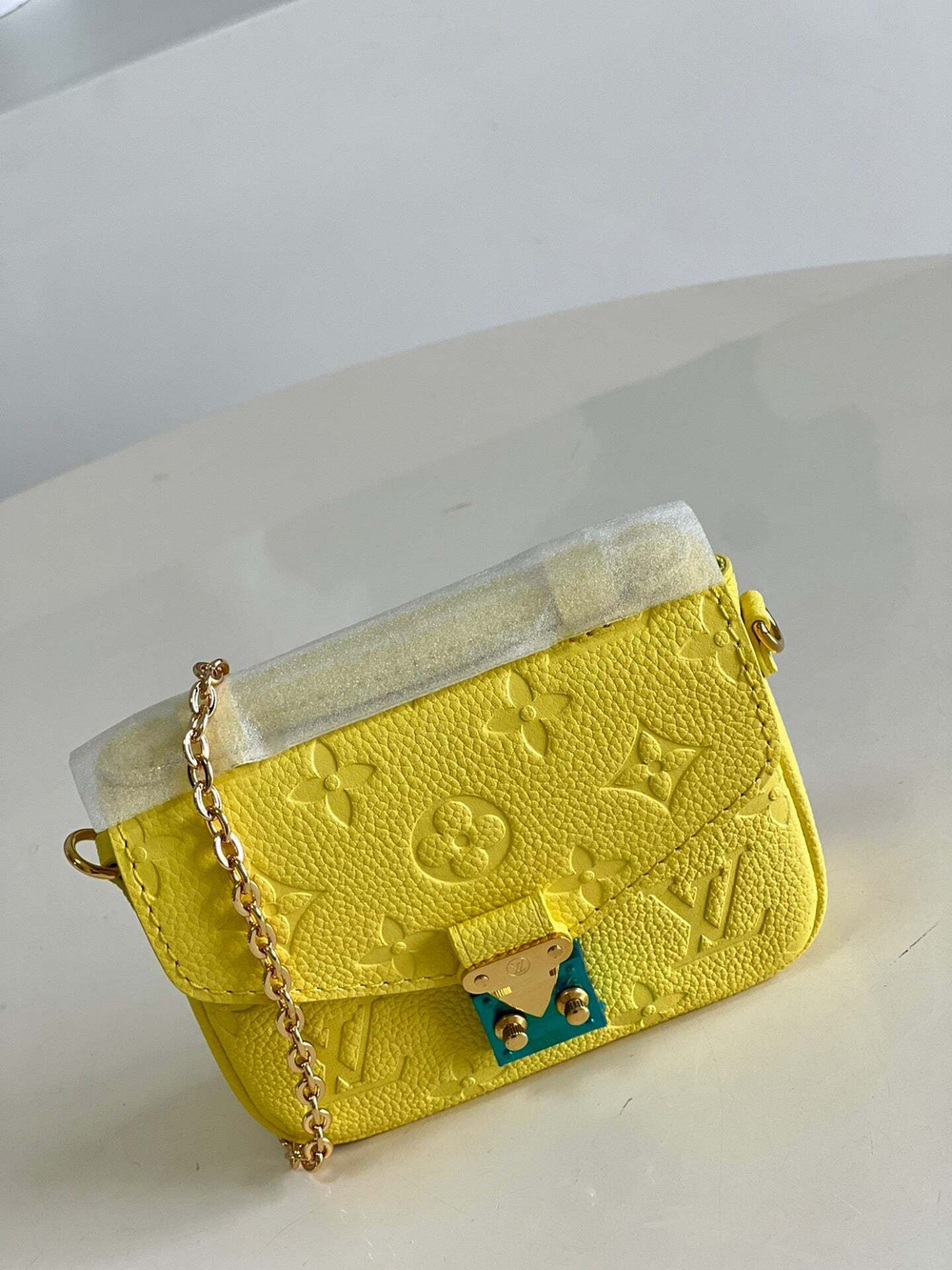 Louis Vuitton Micro Metis