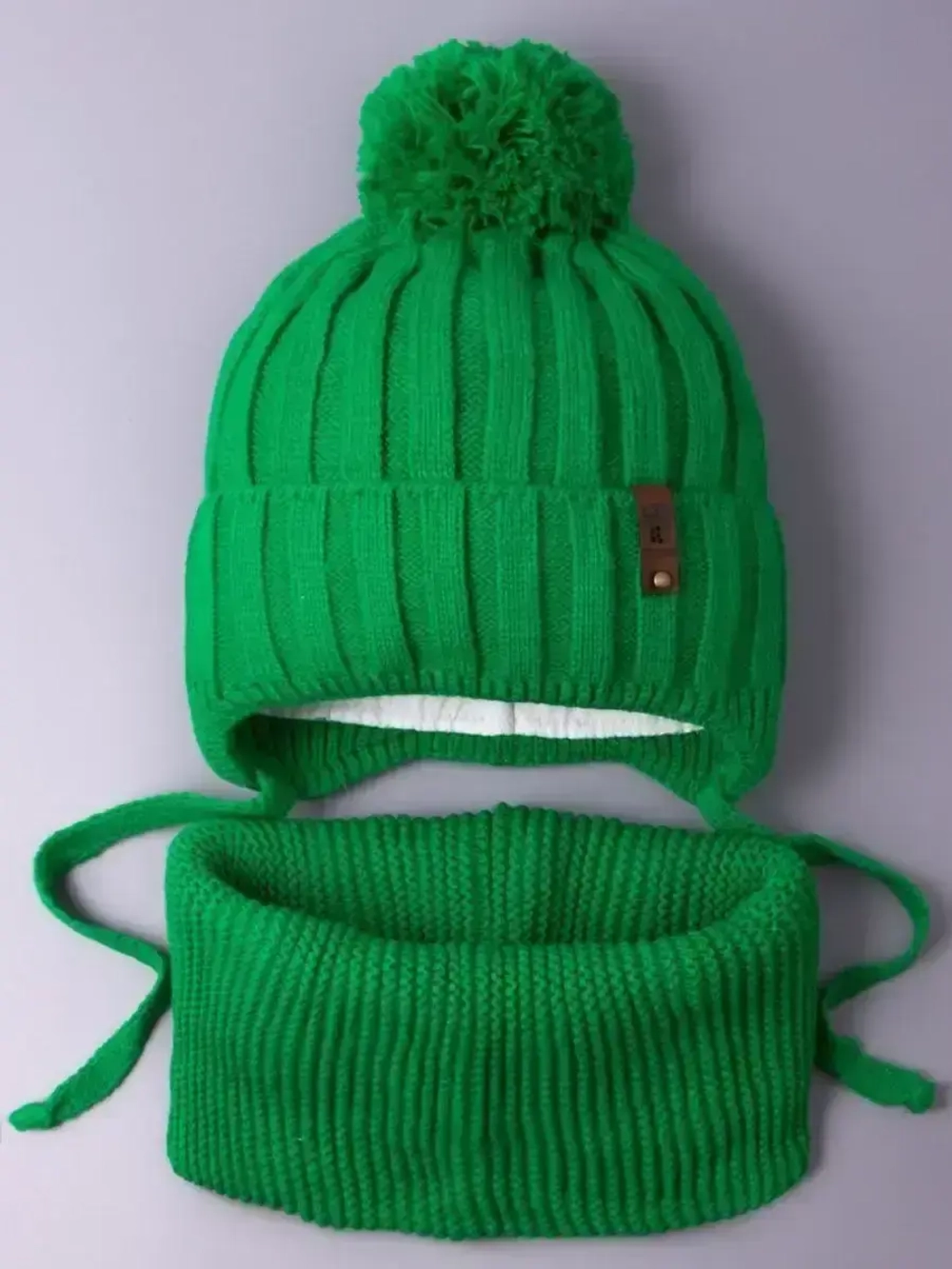 Шапка для мальчика со снудом осенняя