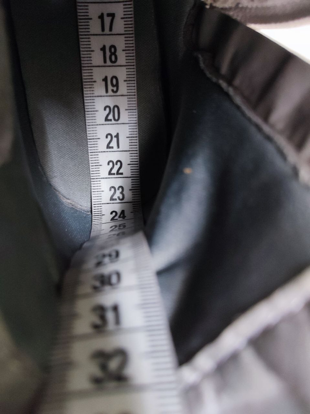 Ботинки с шипами брутальные 36 размер