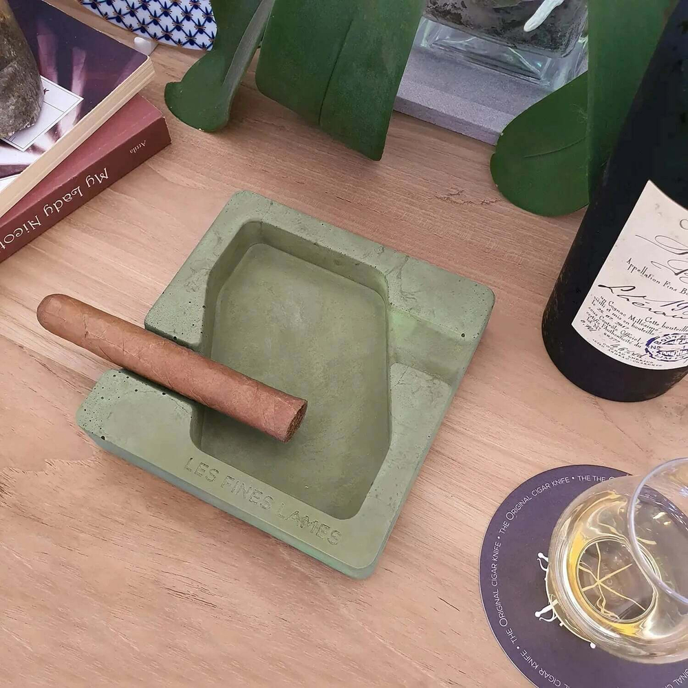 Пепельница Le Petit DYAD - Green Concrete Ashtray