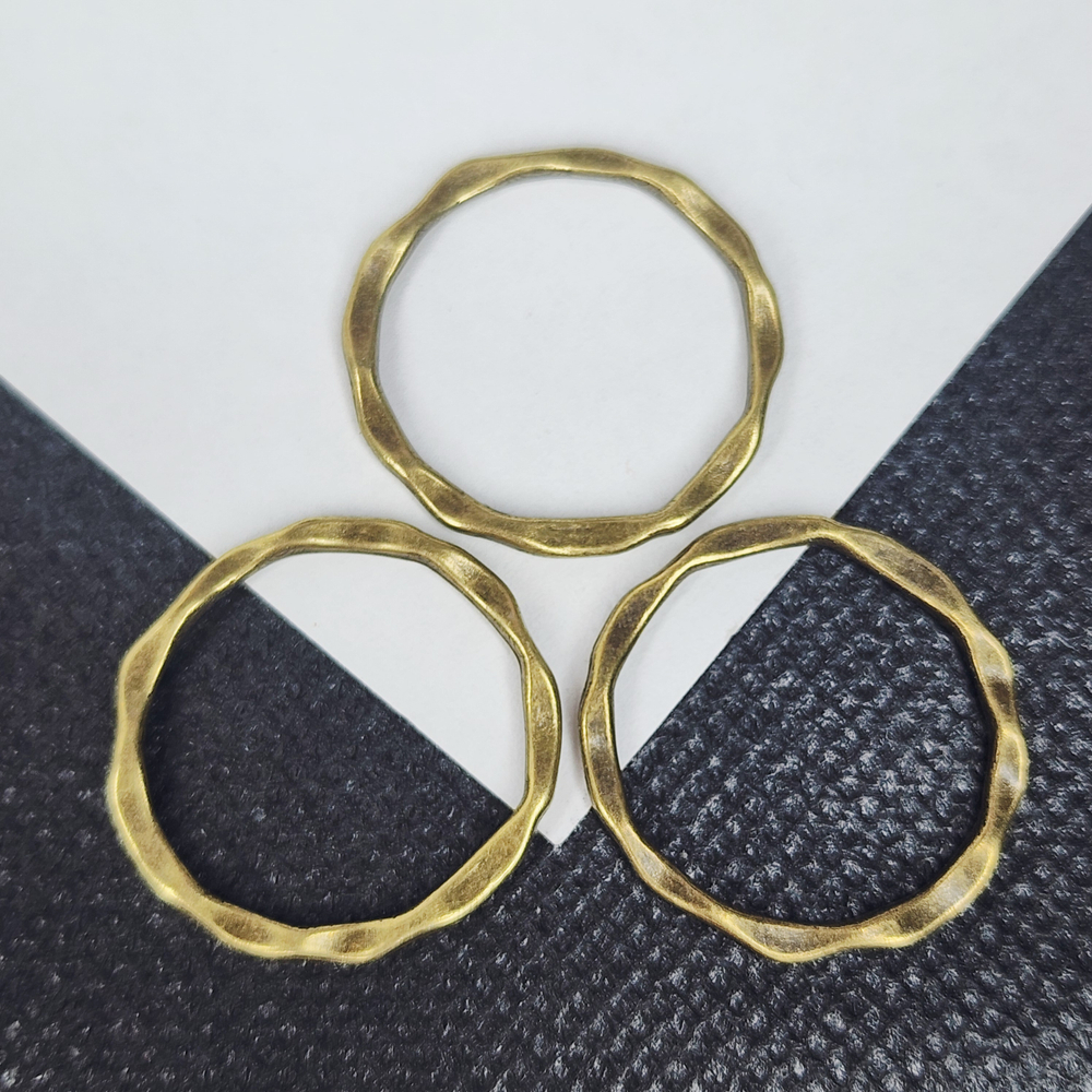 Кольцо коннектор, бижутерный сплав, р-р 22×1.5мм, штучно