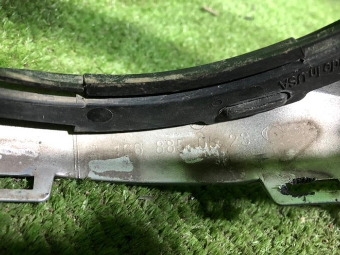 Накладка решетки радиатора Mercedes GLS x166 (2015-2019)