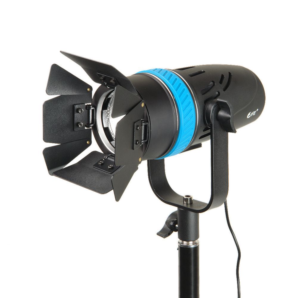 Осветитель светодиодный Falcon Eyes SpotLight 70LED BW светодиодный