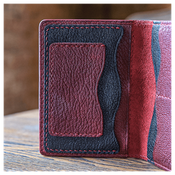 Кожаная обложка на паспорт «Шаманка» (фигура)