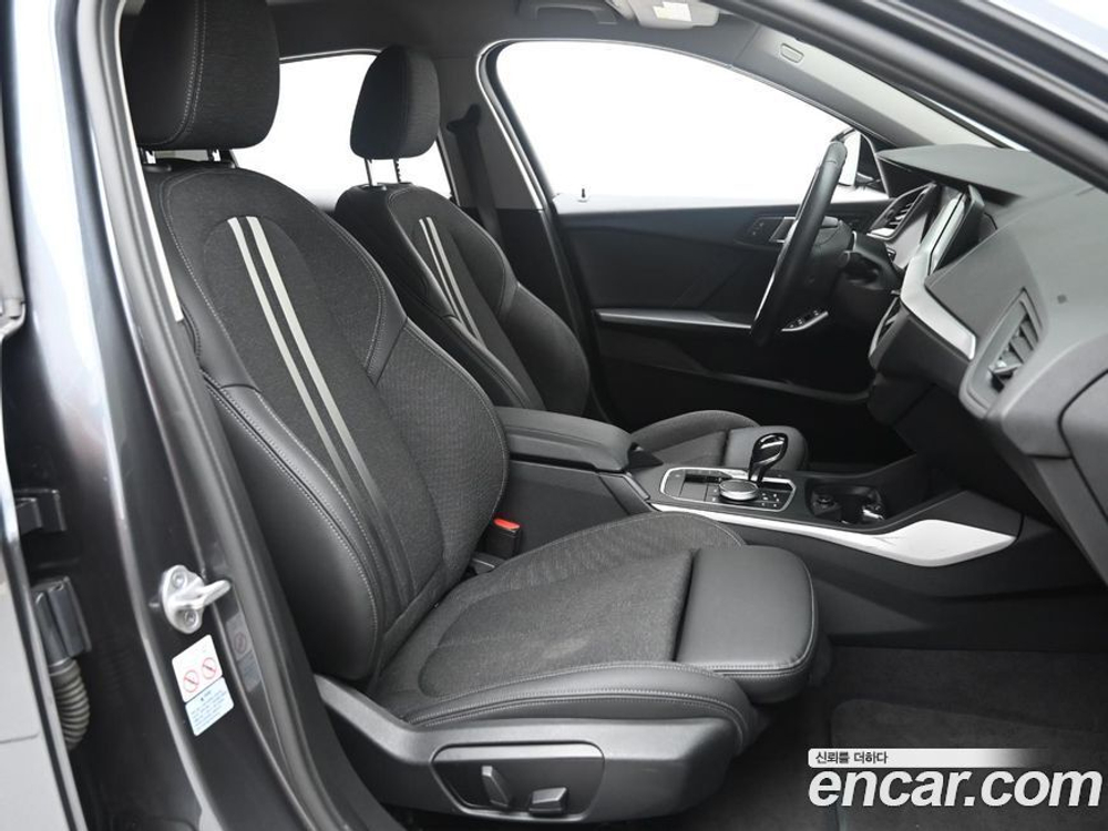 BMW 1 Series (F40) 118d Joy First Editions (05.2020)