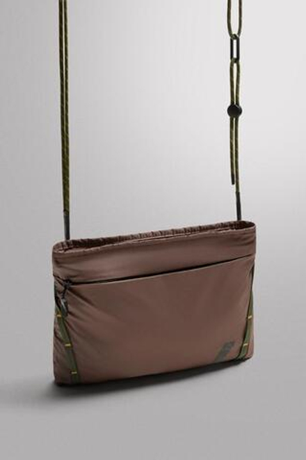 ZARA СПОРТИВНАЯ СУМКА ЧЕРЕЗ ПЛЕЧО, РАЗНОЦВЕТНЫЙ