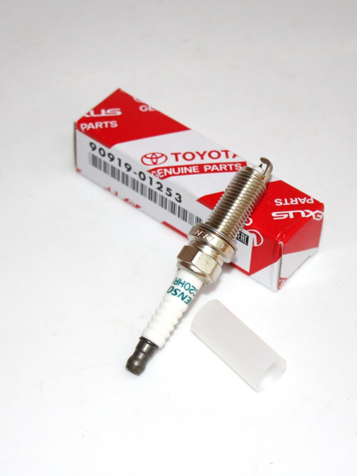 Свеча зажигания TOYOTA 9091901253 (1 шт)