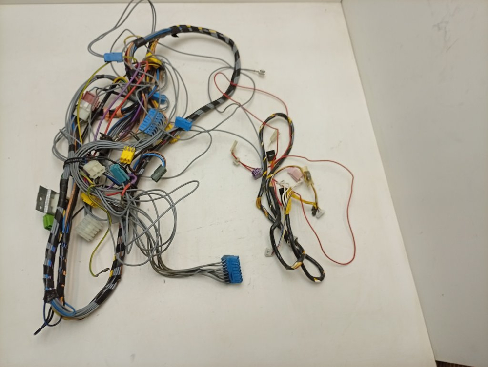 WD54330/02 кт36 Проводка (комплект проводов) для стиральных машин Siemens Siwamat Plus б/у