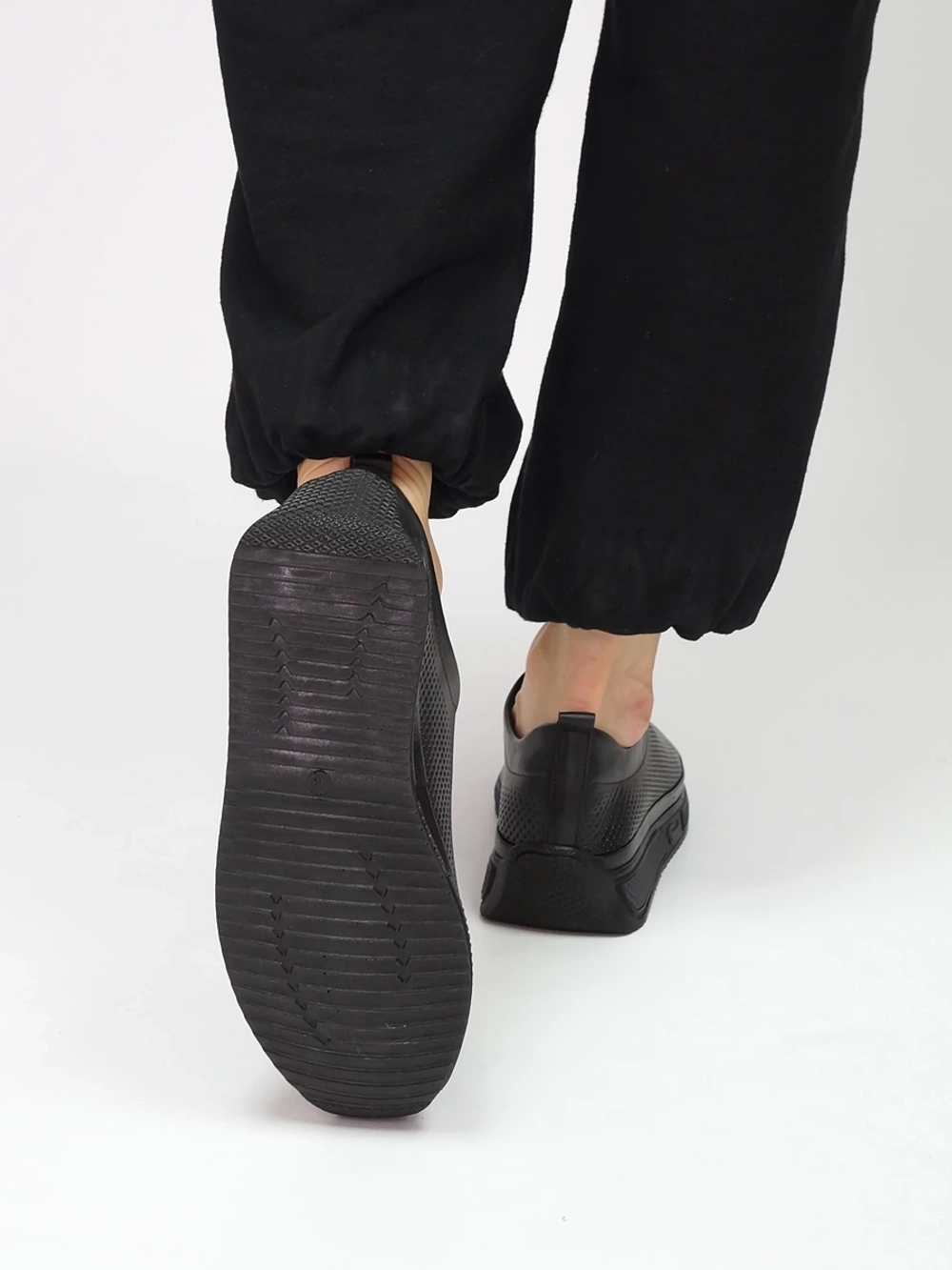 Кроссовки женские летние натуральная кожа