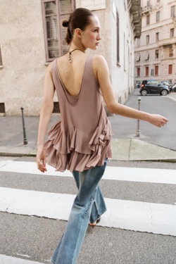 ZARA КОРОТКОЕ ПЛАТЬЕ С ВОЛАНАМИ, ЛОСОСЕВЫЙ