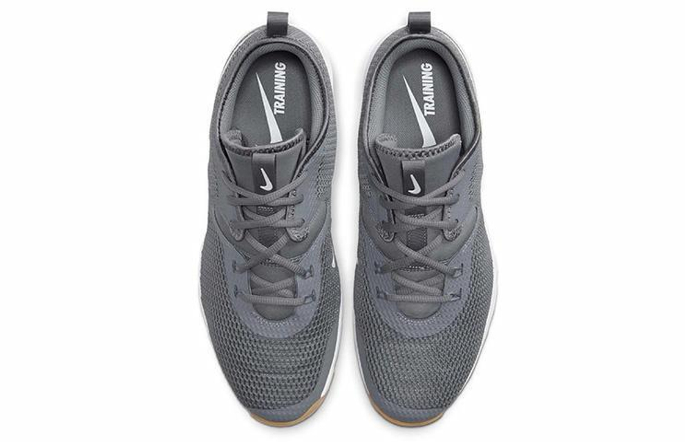 Кроссовки Nike Air Max Typha 2