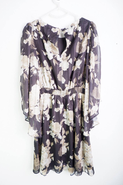 Платье Love Republic красивое, маркировка 36, визуально на 42 размер