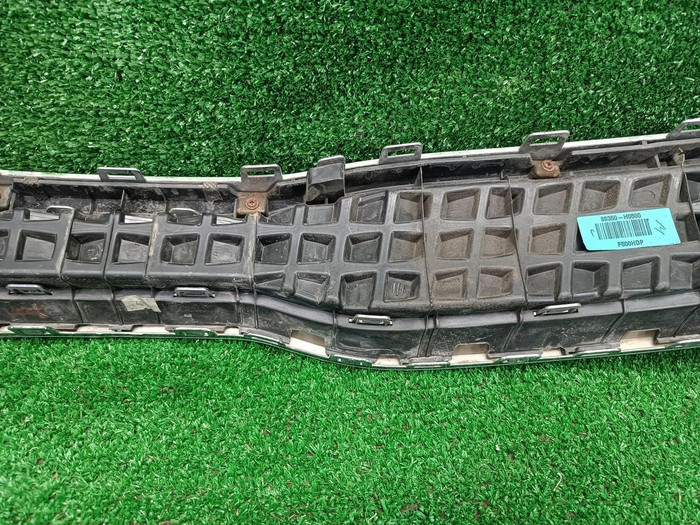 Решетка радиатора KIA Rio 4 X-Line (2017-2020)