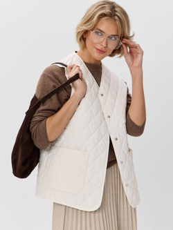 Легкий стеганый жилет с накладными карманами