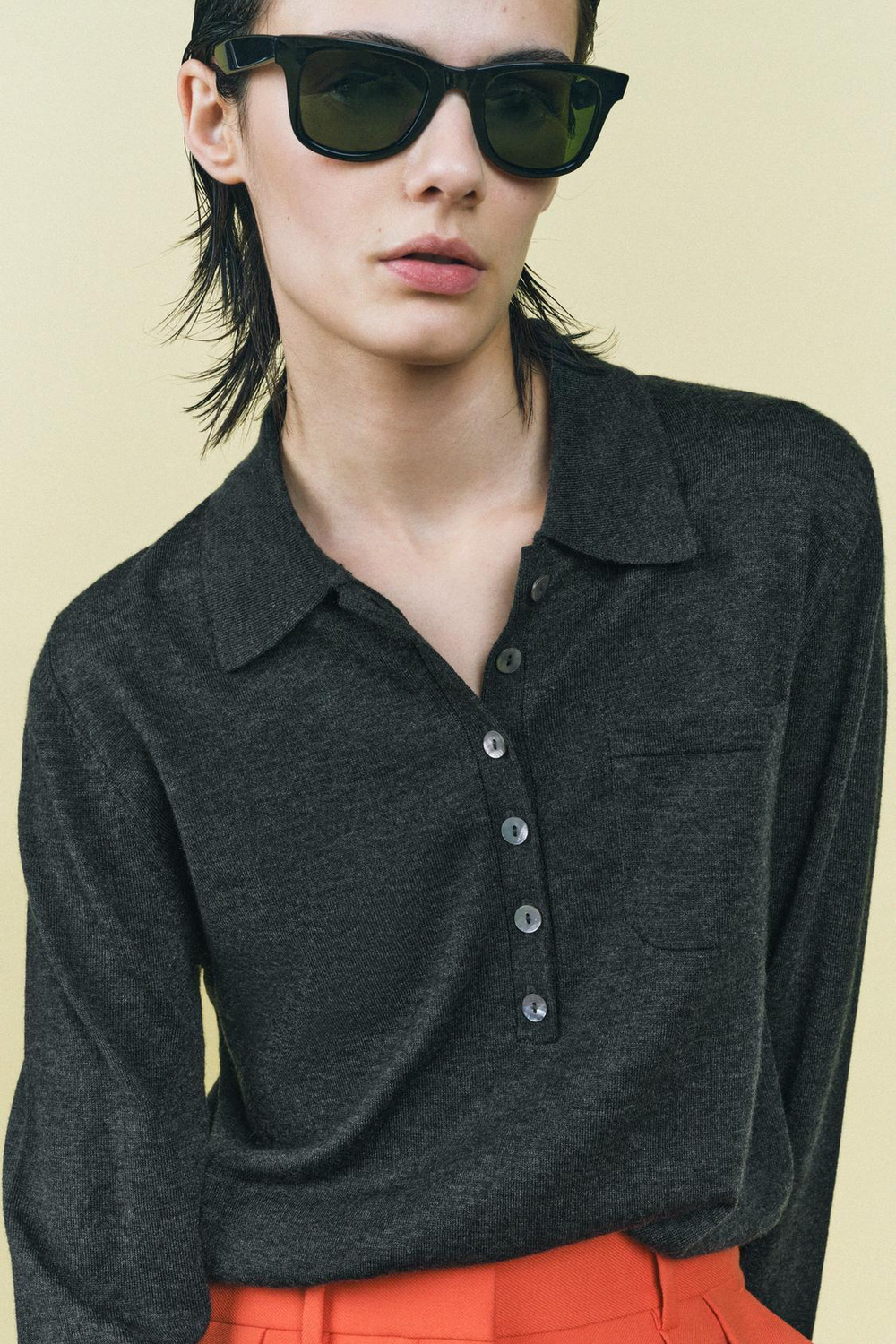 ZARA БАЗОВОЕ ПОЛО ИЗ СМЕСОВОЙ ШЕРСТИ, АНТРАЦИТОВО-СЕРЫЙ