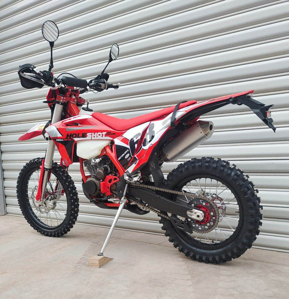 Мотоцикл эндуро Regulmoto Holeshot 300 Red Edition (4 valves) 21/18 ПТС