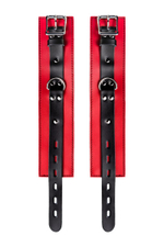 Красно-черные оковы на ноги из кожи (Цвет: красный с черным)