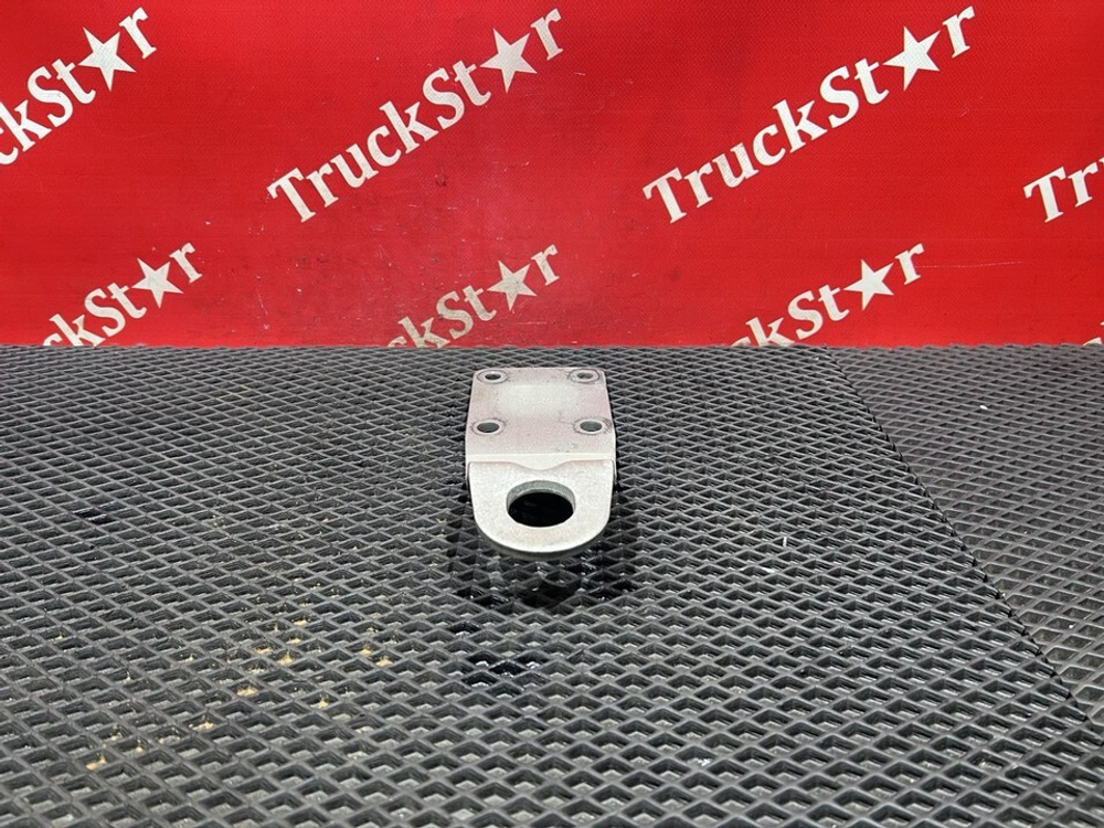 Кронштейн двигателя 2024г.