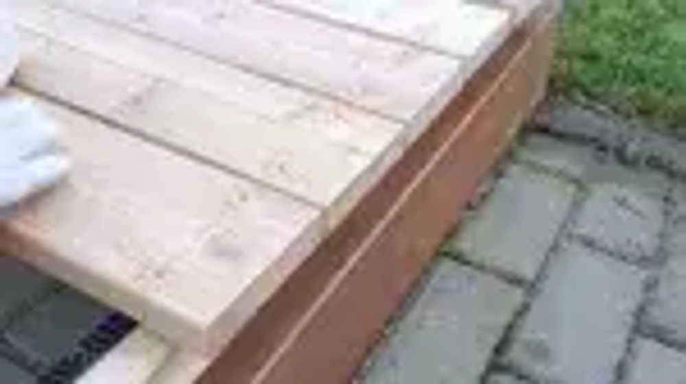 Крепежные элементы/прокладки для вентиляции древесины Гвозdeck (Гвоздек) Спейсер 500