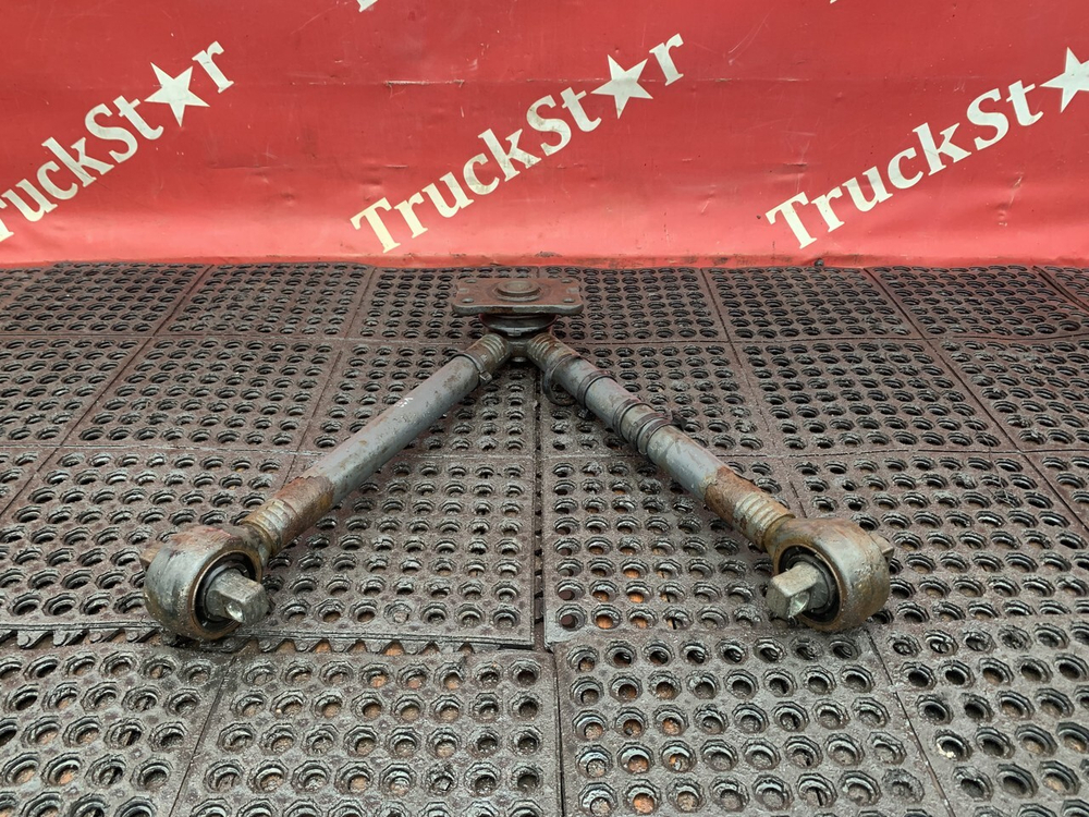 Тяга реактивная V-образная 2017г.