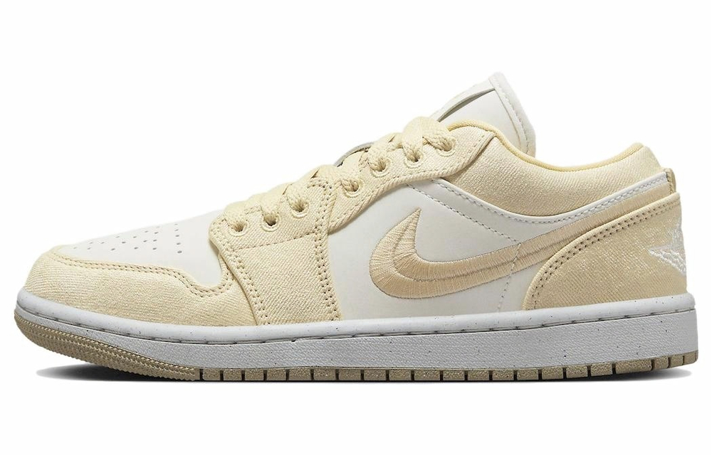 Кроссовки Jordan Air Jordan 1 Low Se "Canvas" (Женская размерная сетка)