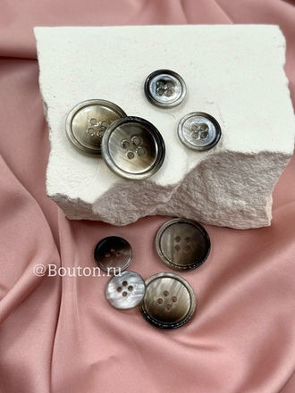 Пуговицы на прокол с градиентом коричневые