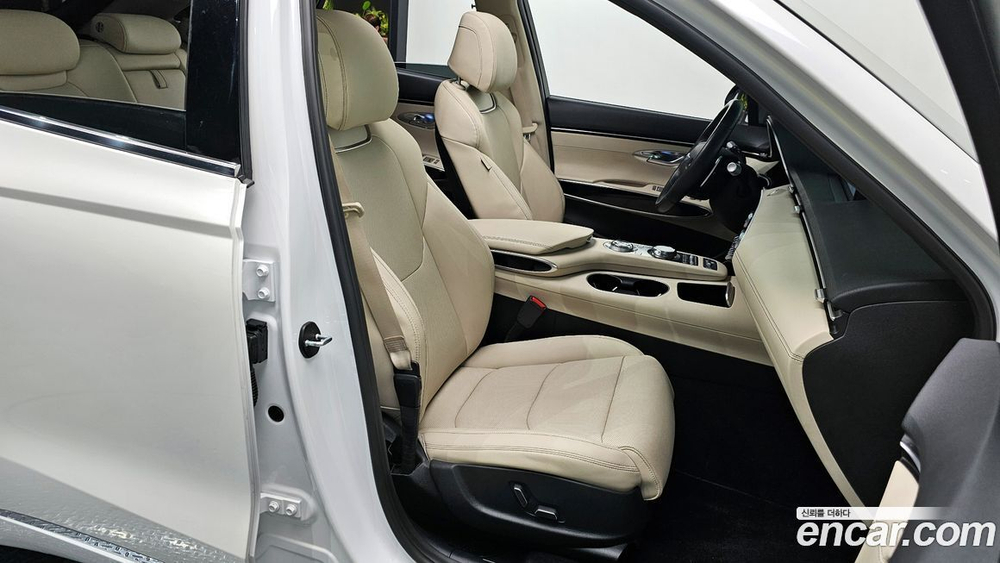 Genesis GV70 2.5T Бензин AWD (09.2021)