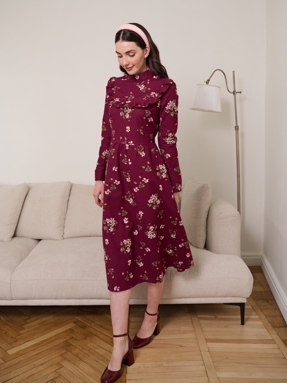 Платье с вшитой манишкой