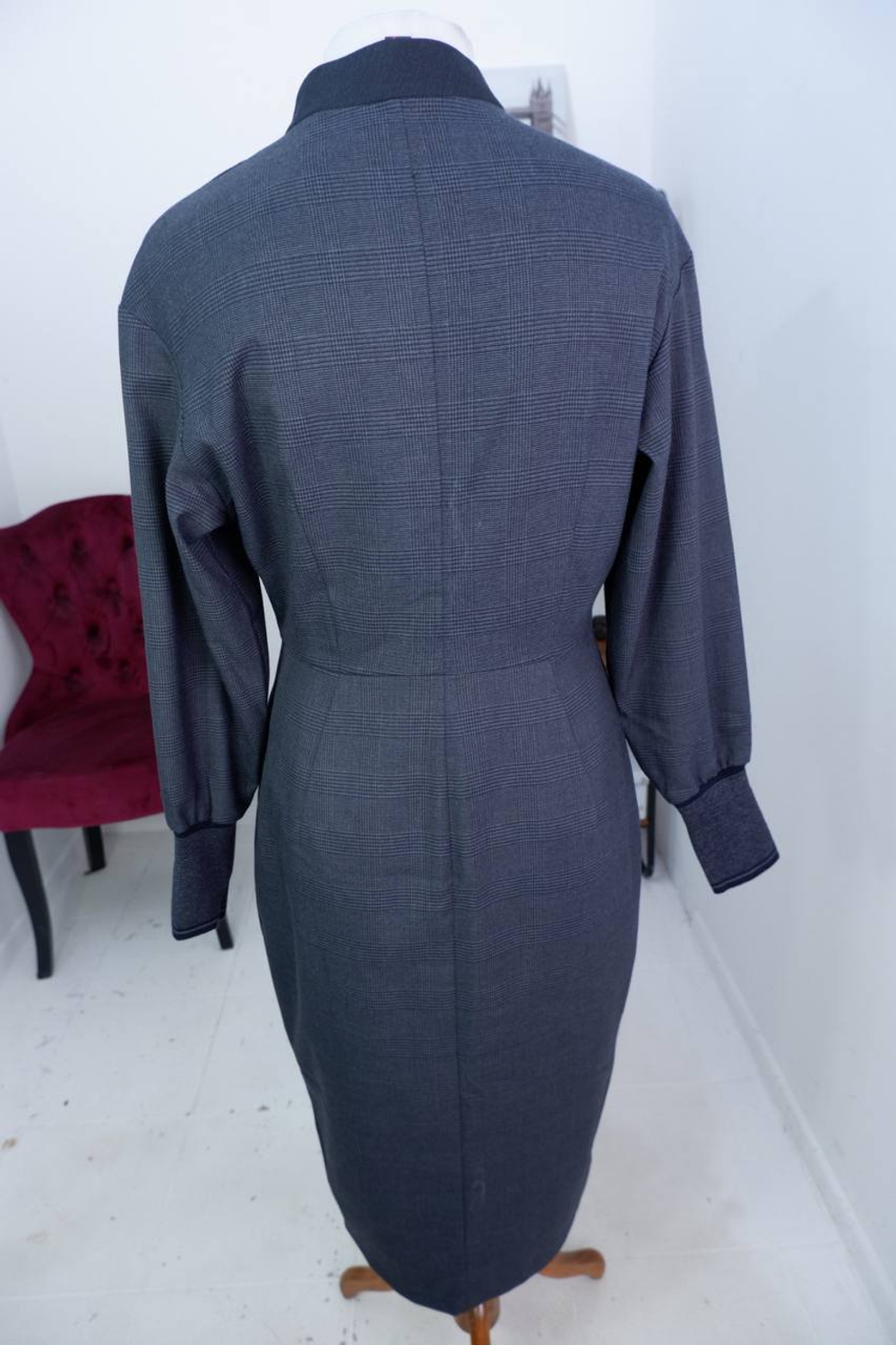 Платье M. Reason в деловом стиле маркировка 48, визуально 46-48 размер