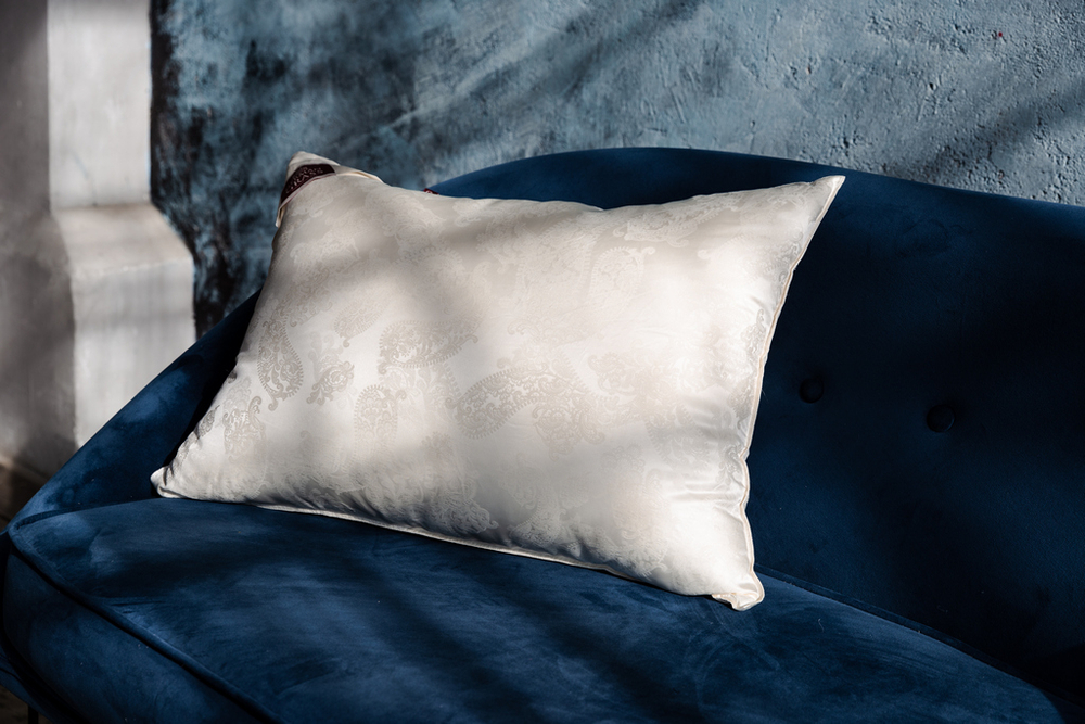 Подушка мягкая German Grass Silk Down Grass