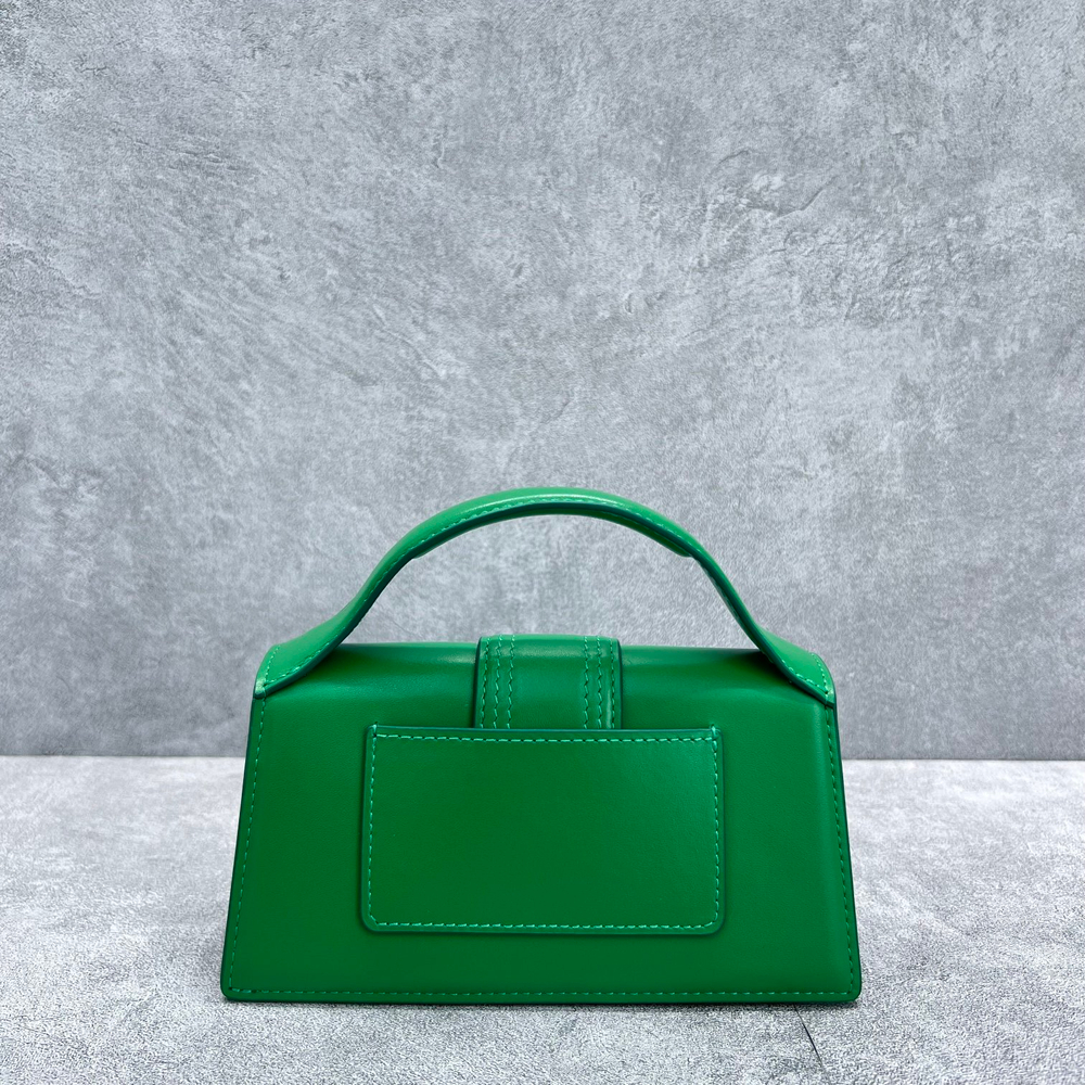 Jacquemus Le Bambino 17 cm