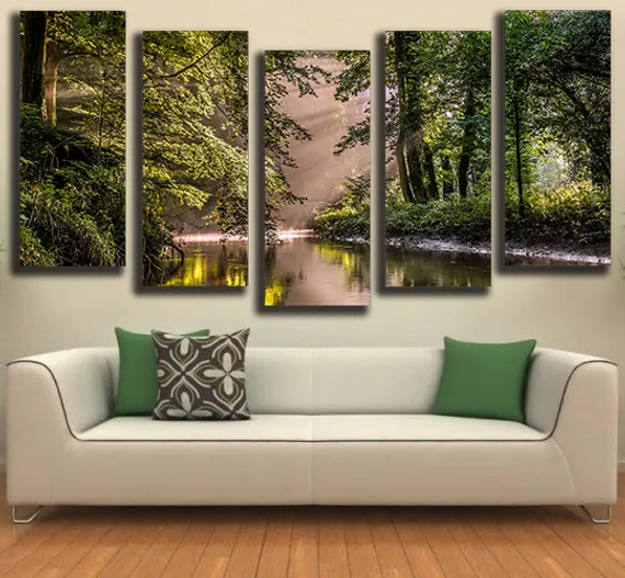 Модульная картина "Река в зеленом лесу"