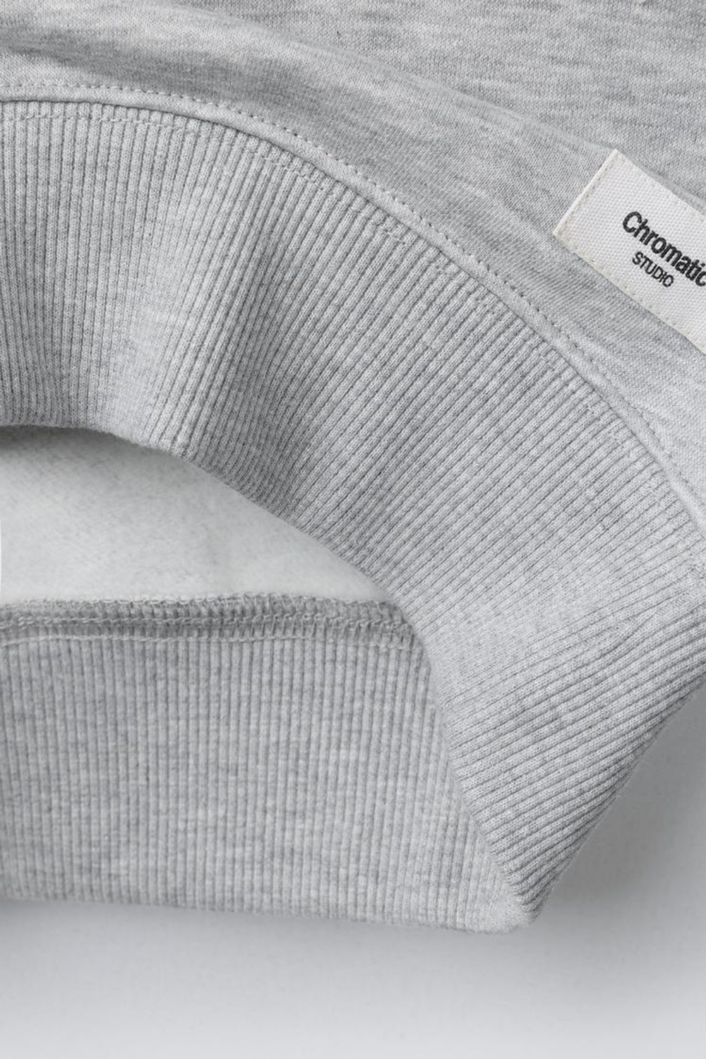 ZARA БАЗОВАЯ ТОЛСТОВКА С НАШИВКОЙ, СЕРЫЙ МЕЛАНЖ