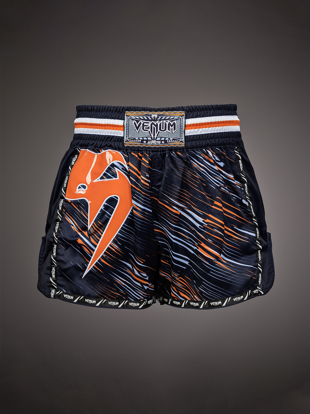 Шорты тайские Venum Giant Orange